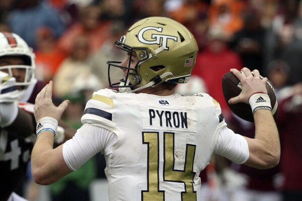 Georgia Tech s Brent Key aims high following encouraging 4 4